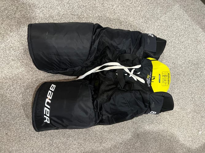 Senior Large Bauer Supreme S29 Hockey Pants