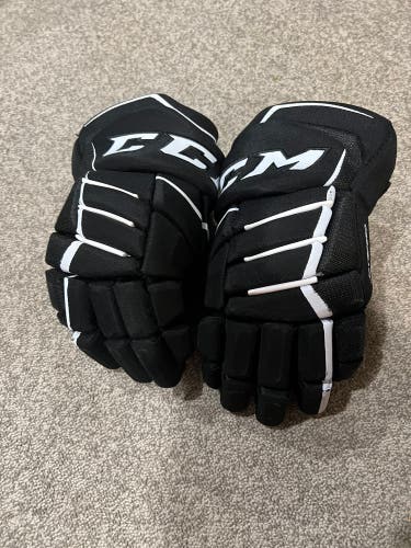 Senior CCM Jetspeed FT370 gloves