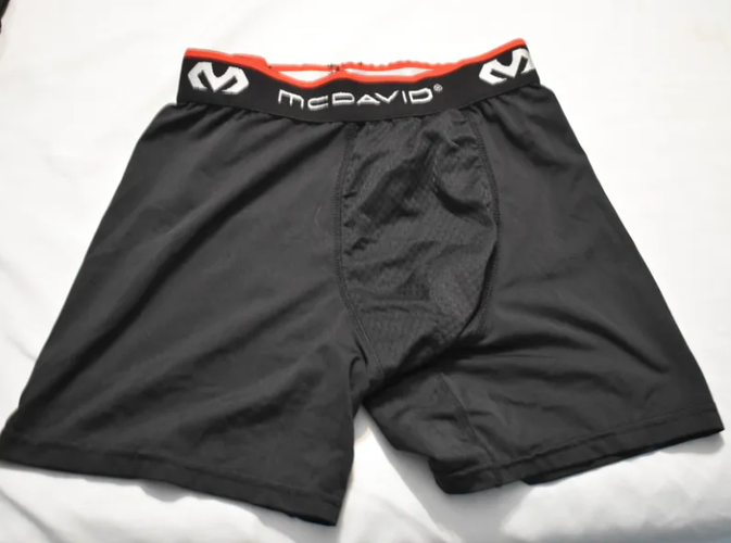 McDavid 9255 Compression Shorts w/ Cup, Black, Teen Regular (Open Box)
