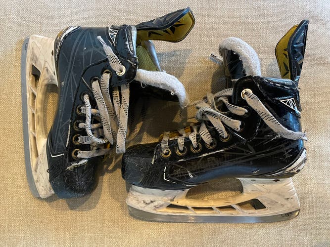 Youth Steel Only For sale From Bauer Size 1 Supreme Ignite Pro+ Hockey Skate