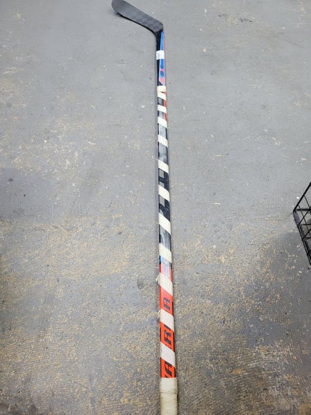 Used Easton V5e 65 Flex Pattern E3 Senior One Piece Sticks