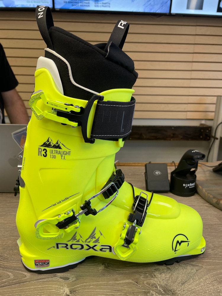 New Roxa R3 130 T.I. 28.5 Unisex Ski Boots