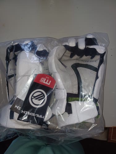 New Maverik M5 Lacrosse Gloves Large