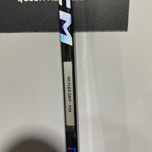 Junior 40 Flex Right Hand CCM RibCor Trigger 7 ProHockey Stick P29