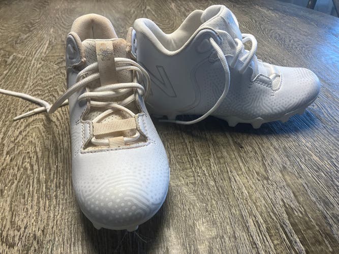 Size 3.0 Youth Lacrosse Cleats