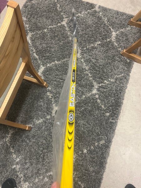 Bauer Easton Synergy Composite Grip Hockey Stick - Yellow - Senior