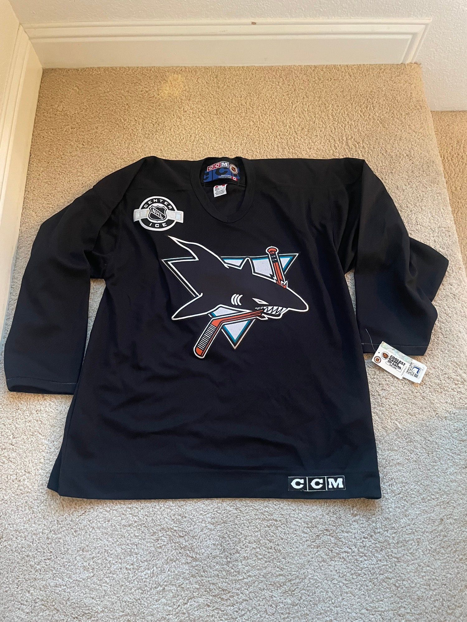 Vintage San Jose Sharks Owen Nolan CCM Hockey Jersey, Size 48, XL
