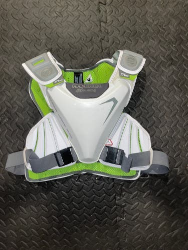 Maverick MAX EKG Lacrosse Shoulder Pads