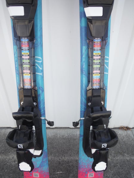 JR. SKIS SALOMON ENOURO 120cm with SALOMON C7 BINDINGS *USED