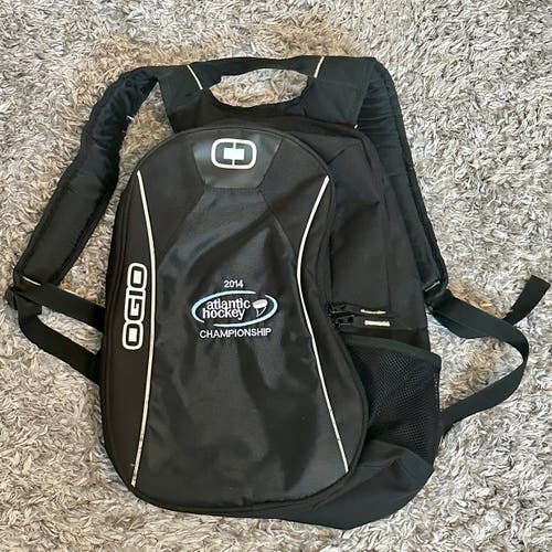 OFFICIAL TEAM ISSUED OGIO NCAA HOCKEY BACKPACK