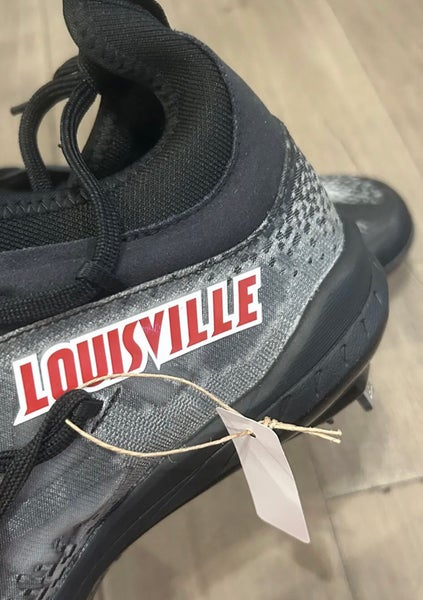  Louisville - Size 9