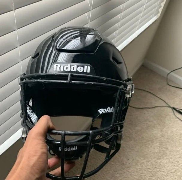 Adult Used Large Riddell SpeedFlex Helmet