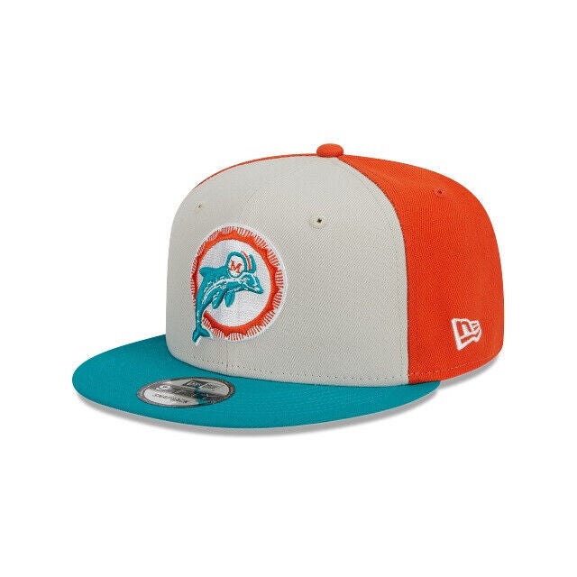 New Era 100% Authentic Exclusive Dolphins Miami 2T Sided Black Classic 39THIRTY Stretch Fit Hat Cap