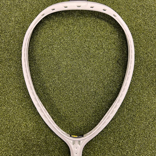 New Warrior Nemesis 3 (Goalie/Unstrung)