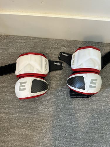 Used Medium Epoch Integra Arm Pads