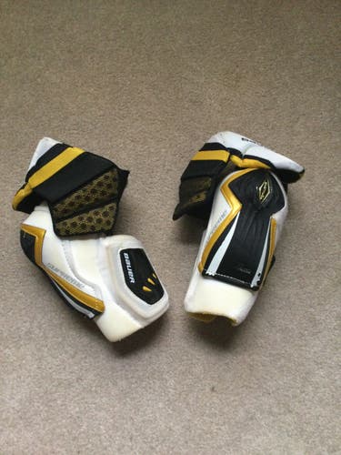 Used Senior Small Bauer Supreme TotalOne Elbow Pads