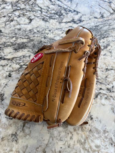 Rawlings RBG4 13” LHT Glove