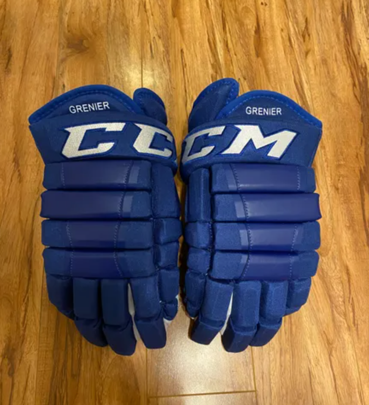 RARE! NEW CCM HG97XP (Extra Protection) Canucks Pro Stock Gloves (14")