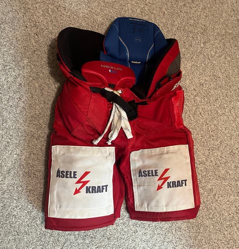 Rare Euro Pro Stock Bauer Nexus Hockey Pants