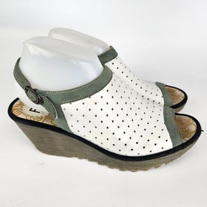 FLY London Yuti Women's White & Green Trim Wedge Heel Sandals Peep Toe Size 39/8