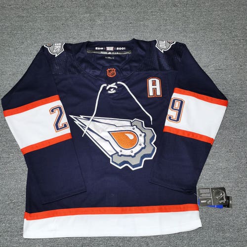 Edmonton Oilers 29 Leon Draisaitl Navy Blue Hockey Jersey Size 54