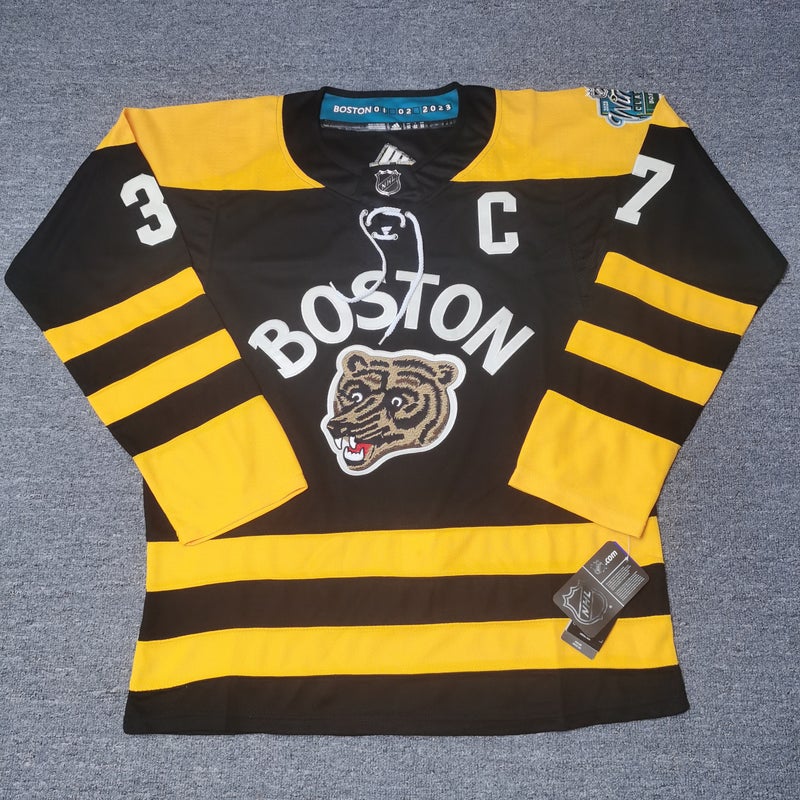 Vintage 1970's BOSTON BRUINS (Youth SMALL) Sweater Hockey Jersey w/ Bear  Patch