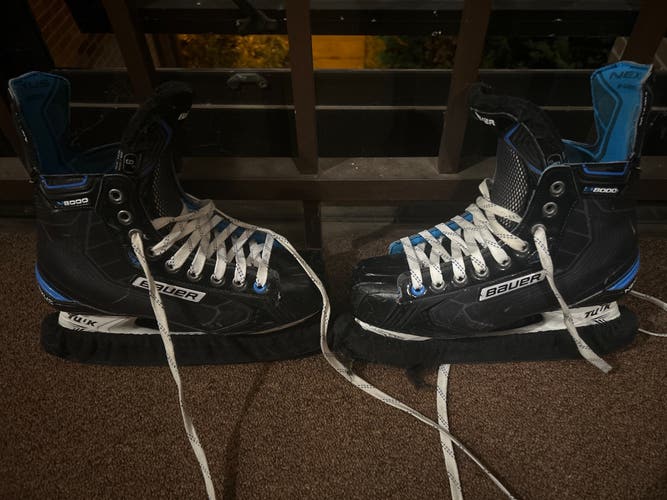 Used Bauer Regular Width  Size 9 Nexus N8000 Hockey Skates