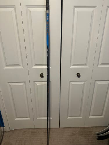 Senior Left Hand P28  Nexus Sync Hockey Stick