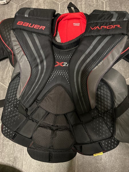 Used Large Bauer Vapor X2.9 Goalie Chest Protector