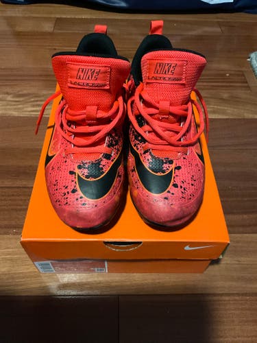 Youth Nike Huarache 8 Lacrosse Cleats - Size 5Y (Bright Crimson/Black)