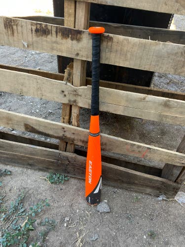 Used USSSA Certified 2014 Easton Composite Mako Bat (-12) 16 oz 28"