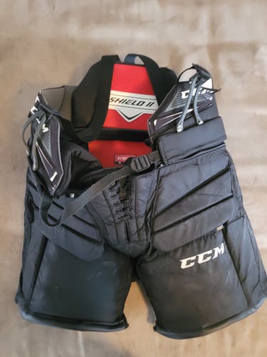 Senior Used Large CCM Extreme Flex II Shield Pro Hockey Goalie Pants Pro Stock