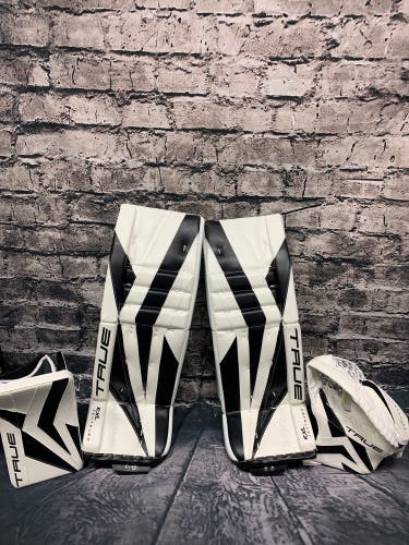 NEW True Senior 7x3 Goalie Full Set