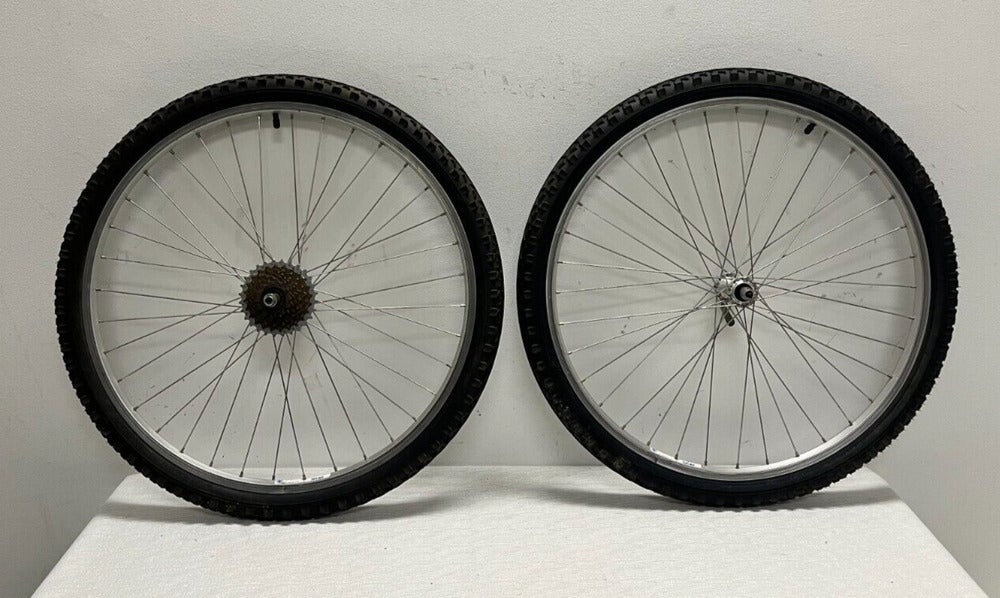 26 inch rear online bike wheel 7 speed