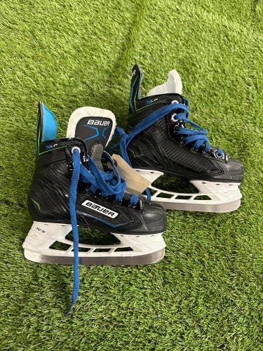 Youth Used Bauer XLP Hockey Skates D&R (Regular) 12.0