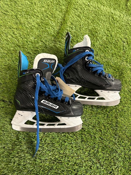 Youth Used Bauer XLP Hockey Skates D&R (Regular) 12.0