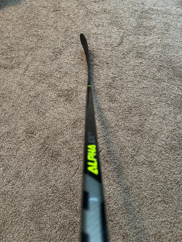 Warrior Alpha LX20 Pro Stock W28 75 Flex RH