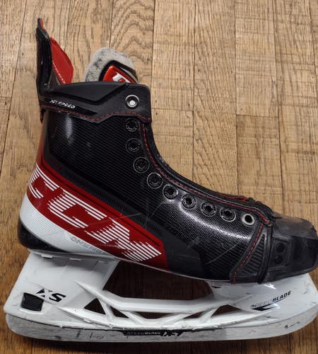 CCM JetSpeed FT4 Hockey Skates Regular Width Size 7