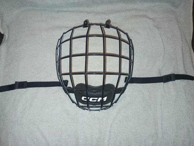 New Large CCM FM580 Full Cage