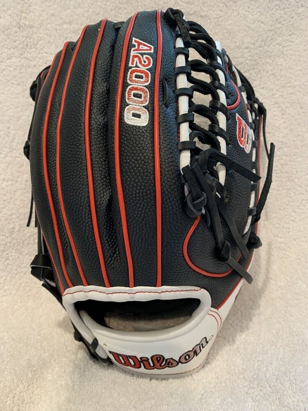 Wilson A2000 Baseball Gloves & Mitts New and Used on SidelineSwap