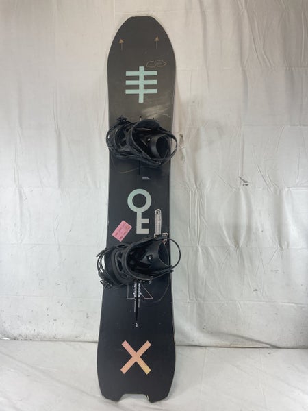 Used Burton Skeleton Key 154 Cm Snowboard Combo W Union Bindings