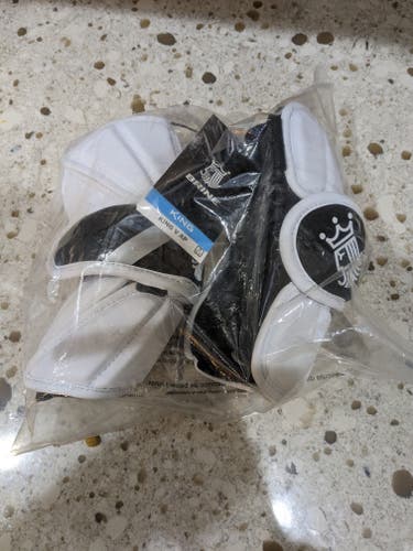 New Medium Brine King V Arm Pads