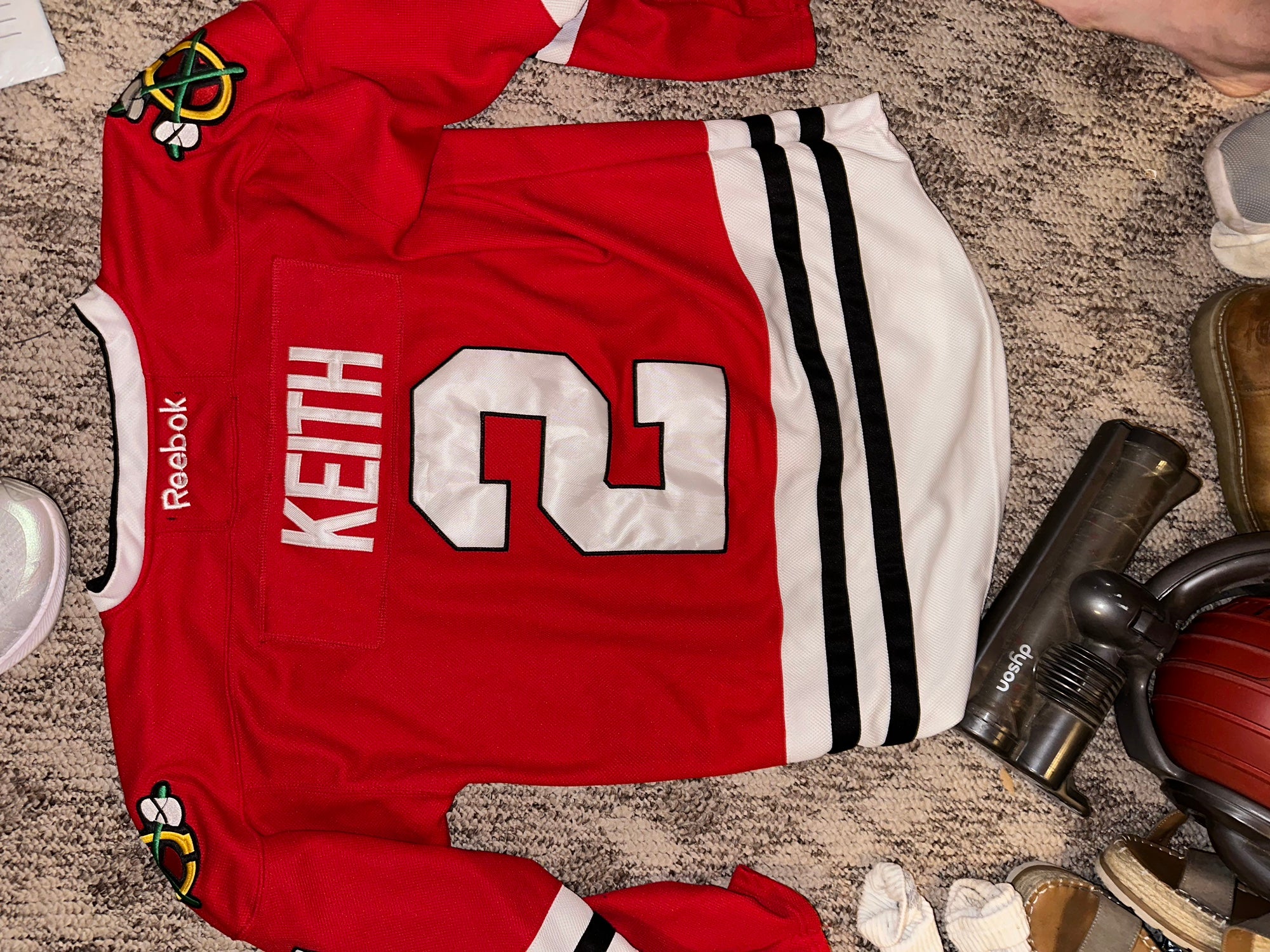 Duncan Keith Autographed and Framed Chicago Blackhawks Jersey