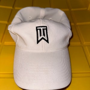 Tiger Woods Nike golf hat