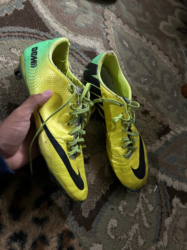 Nike Mercurial Vapor 13 Elite MDS 2 AG artificial grass soccer cleats -  size 9 for Sale in Seattle, WA - OfferUp