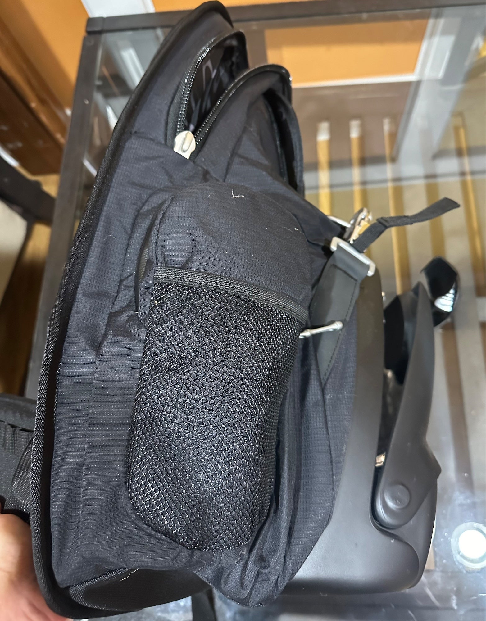 Oakley Men's Lunch Box Backpack, Black, One Size–