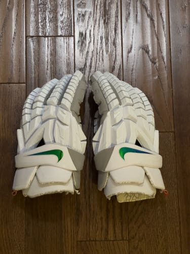 Used Player's Nike Vapor Premier Lacrosse Gloves Extra Large