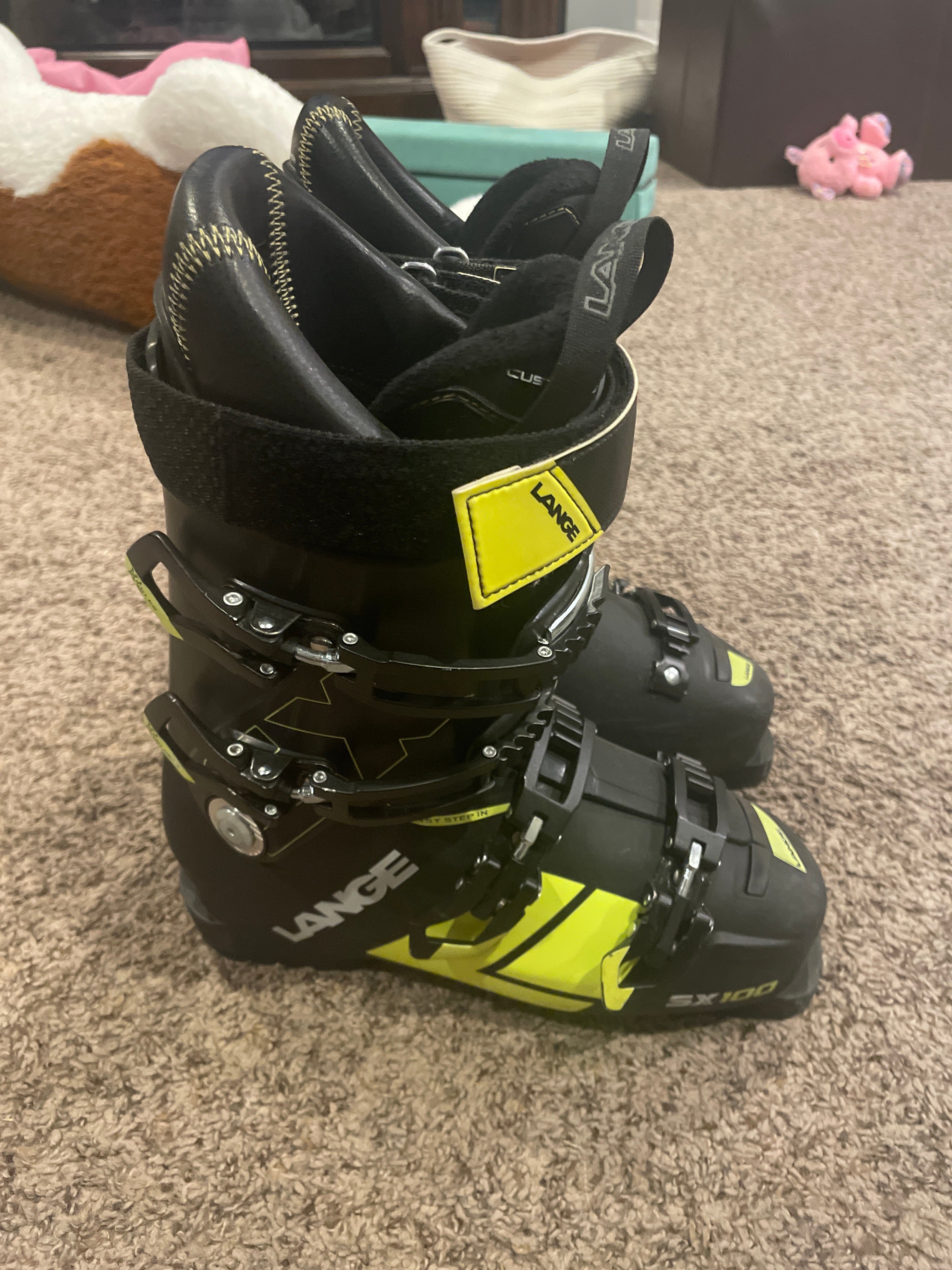 Kid s Used Lange All Mountain SX 100 Ski Boots Medium Flex