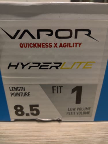 Senior New Bauer Vapor Hyperlite Hockey Skates Size 8.5 Fit 1
