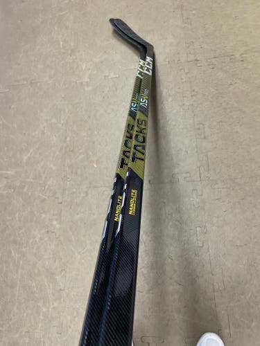 Senior Left Hand P29 CCM Super Tacks AS-V PRO Hockey Stick - 2 Pack